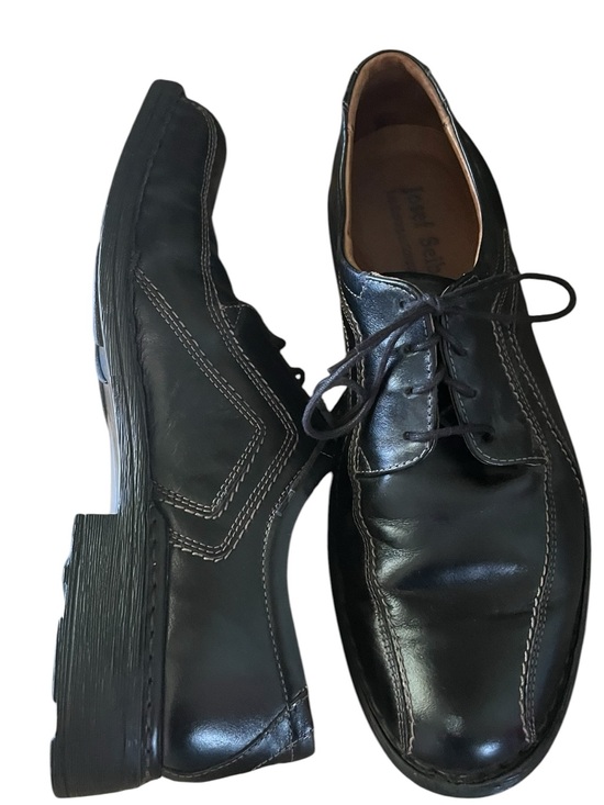 Josef Seibel Black Leather Lace-Up Dress Shoes